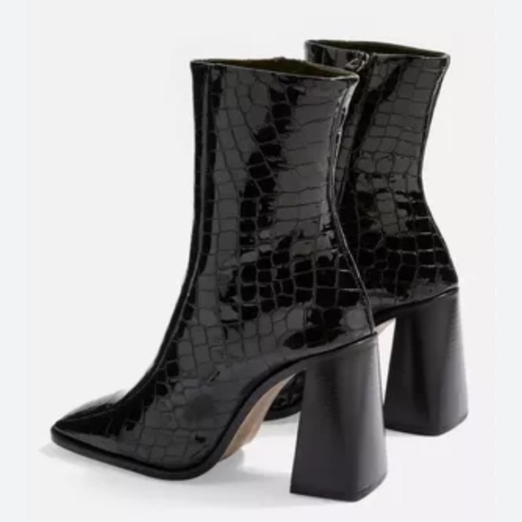 Hurricane Croc Boots - Picture 2 of 6